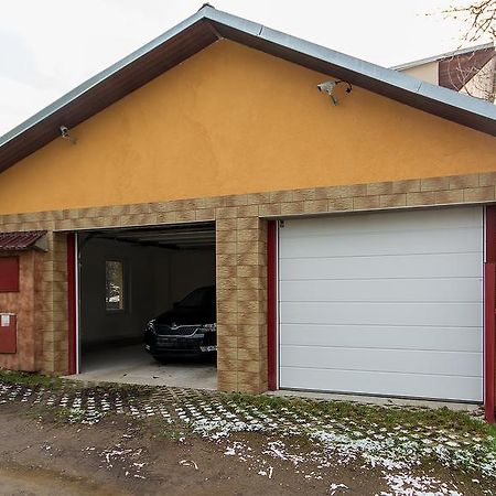 Apartman Vrane Vrane nad Vltavou ภายนอก รูปภาพ