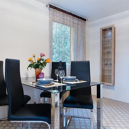 Apartman Vrane Vrane nad Vltavou ภายนอก รูปภาพ