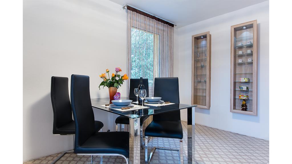Apartman Vrane Vrane nad Vltavou ภายนอก รูปภาพ